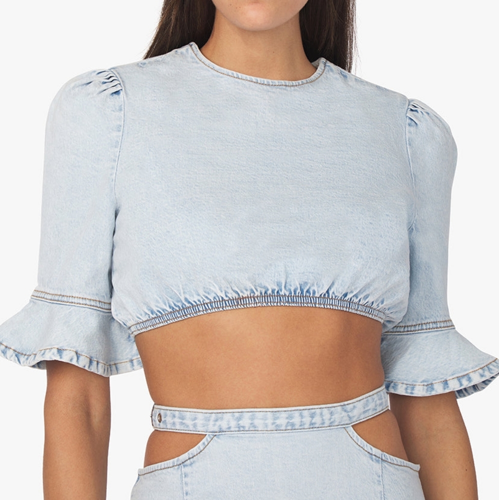 2/$20 - Submit a bundle offer for 2 or more clothing items with this title $10ea - Picture 2 of 4